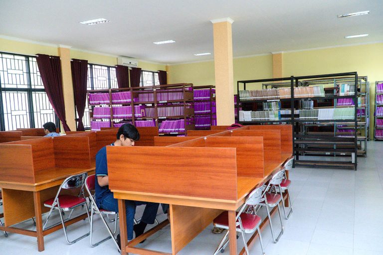 PERPUSTAKAAN 1